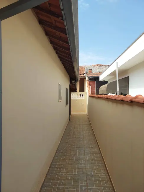 Foto 2 de Casa com 2 quartos à venda, 300m2 em Sao Pedro - SP