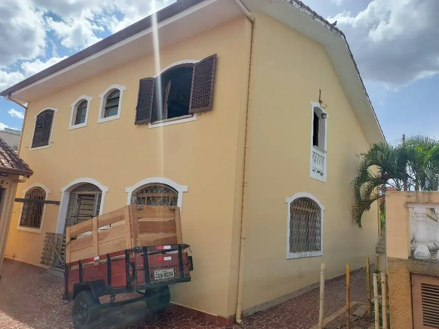 Foto 3 de Casa com 3 quartos à venda e para alugar, 643m2 em Sao Pedro - SP