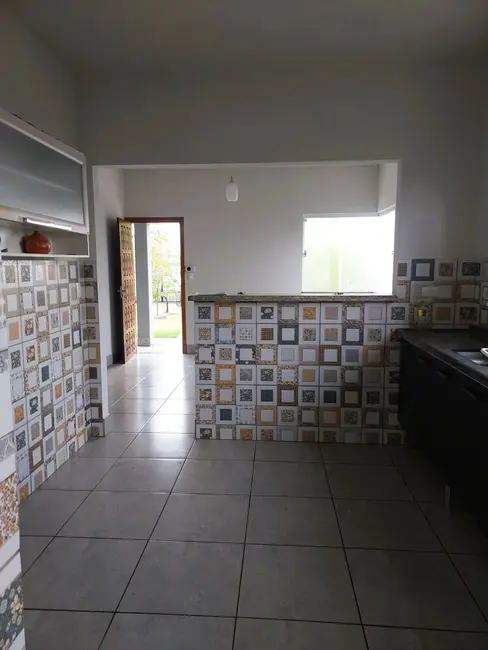 Foto 2 de Casa com 3 quartos à venda, 596m2 em Sao Pedro - SP