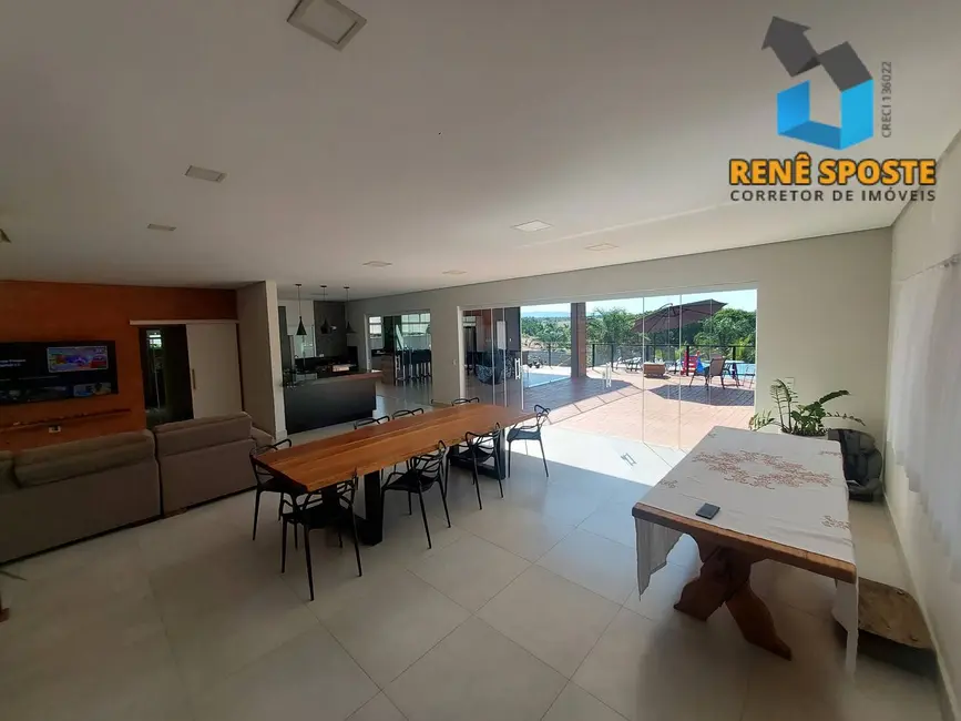 Foto 3 de Casa com 4 quartos à venda, 1300m2 em Sao Pedro - SP