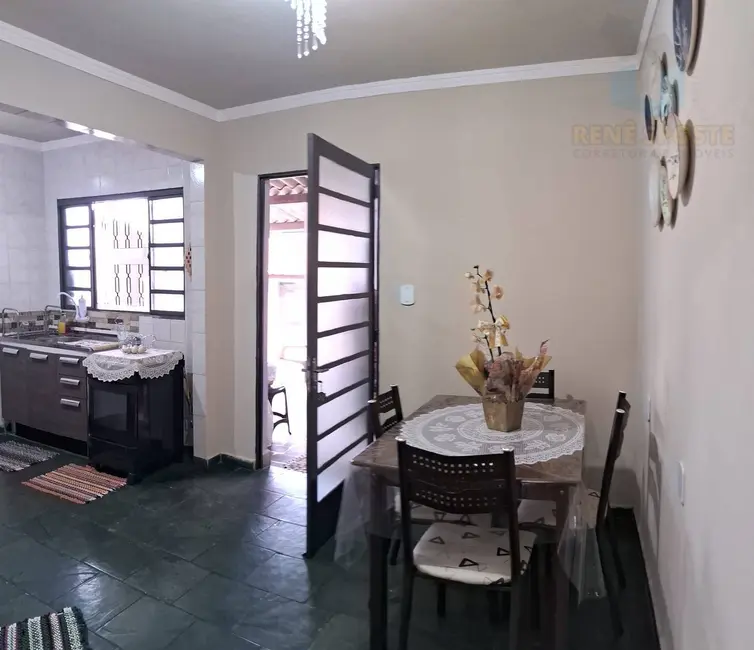 Foto 7 de Casa com 2 quartos à venda, 200m2 em Sao Pedro - SP