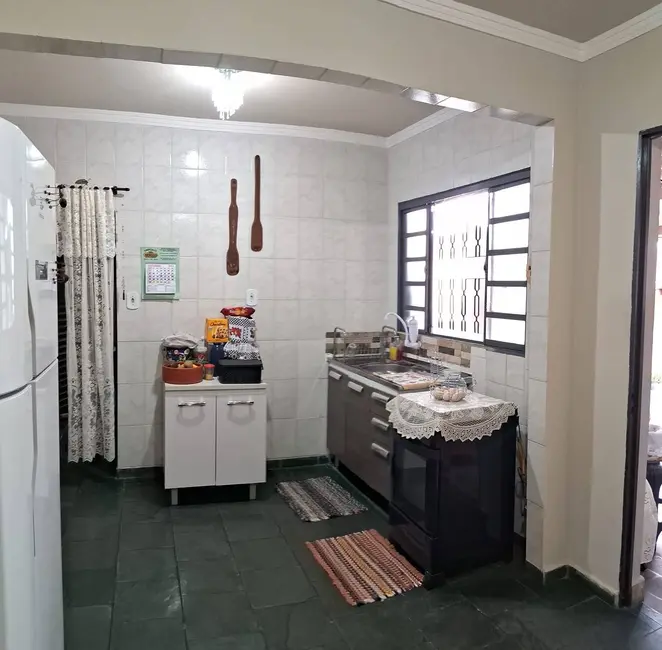 Foto 6 de Casa com 2 quartos à venda, 200m2 em Sao Pedro - SP