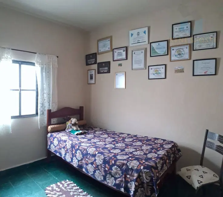 Foto 9 de Casa com 2 quartos à venda, 200m2 em Sao Pedro - SP