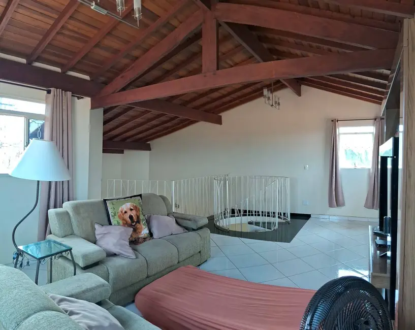 Foto 5 de Casa com 2 quartos à venda, 260m2 em Sao Pedro - SP