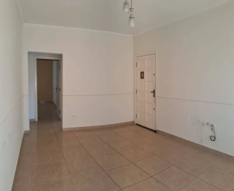 Foto 3 de Casa com 2 quartos à venda, 300m2 em Sao Pedro - SP