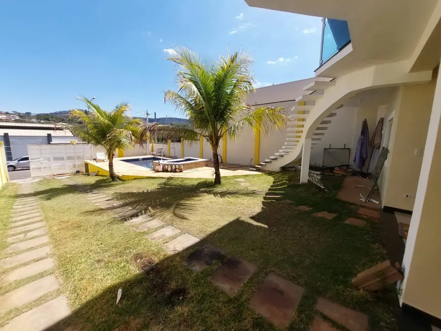 Foto 8 de Casa à venda em Sao Pedro - SP