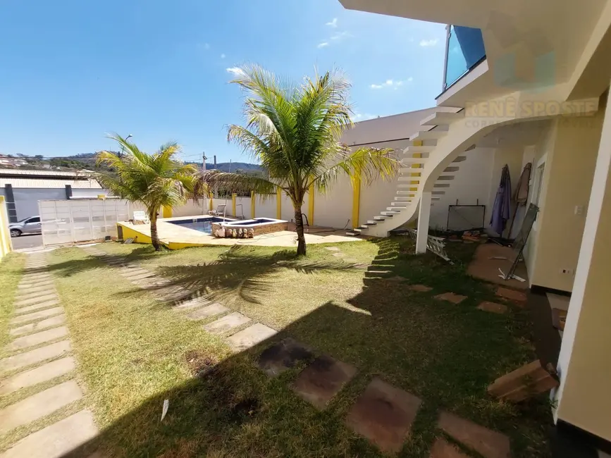 Foto 8 de Casa à venda em Sao Pedro - SP