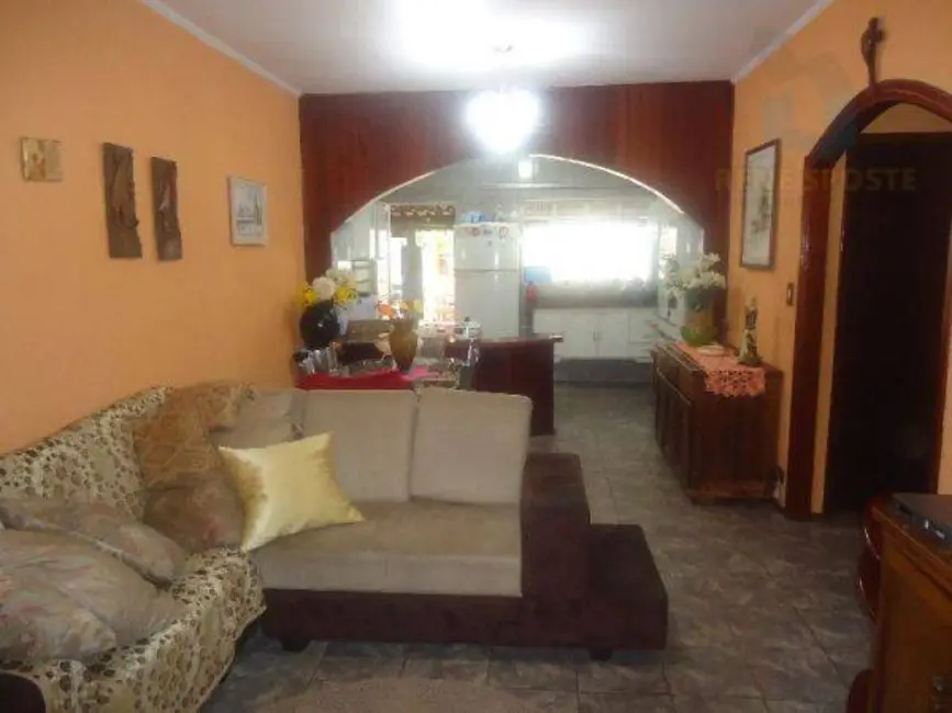 Foto 3 de Casa à venda, 250m2 em Sao Pedro - SP