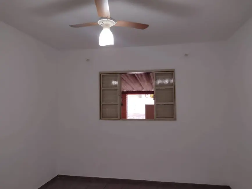 Foto 7 de Casa com 1 quarto à venda, 208m2 em Sao Pedro - SP