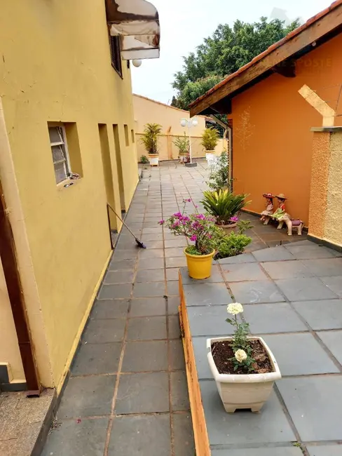 Foto 3 de Casa com 3 quartos à venda, 630m2 em Aguas De Sao Pedro - SP