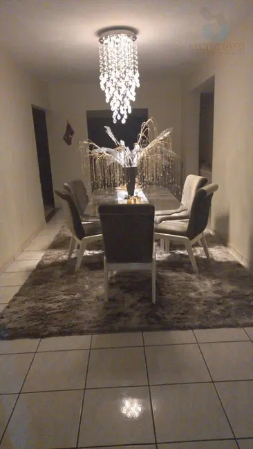 Foto 2 de Casa com 3 quartos à venda, 630m2 em Aguas De Sao Pedro - SP