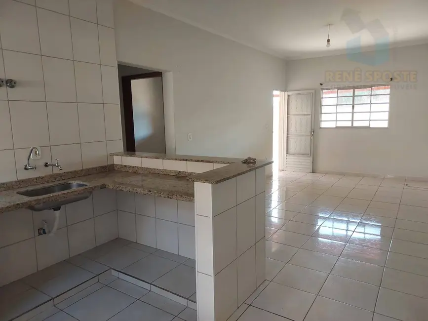 Foto 3 de Casa com 2 quartos à venda, 250m2 em Sao Pedro - SP