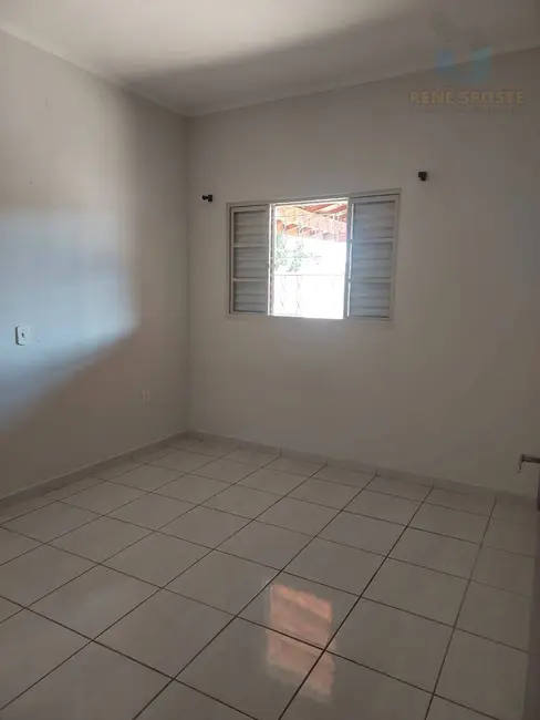 Foto 5 de Casa com 2 quartos à venda, 250m2 em Sao Pedro - SP