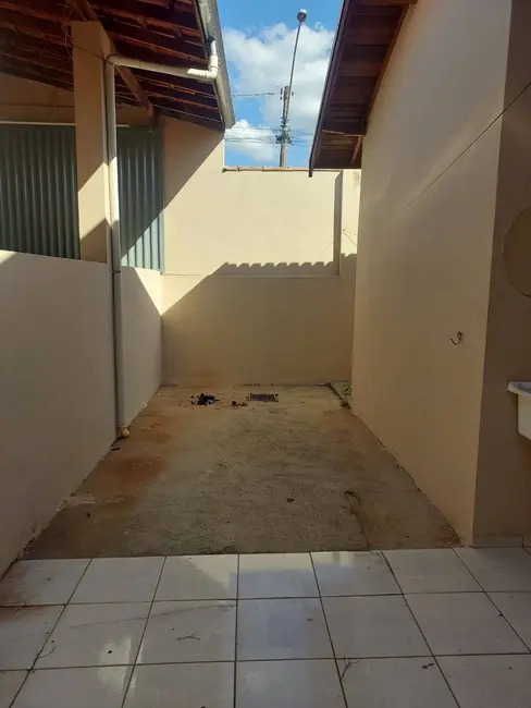 Foto 9 de Casa com 2 quartos à venda, 250m2 em Sao Pedro - SP