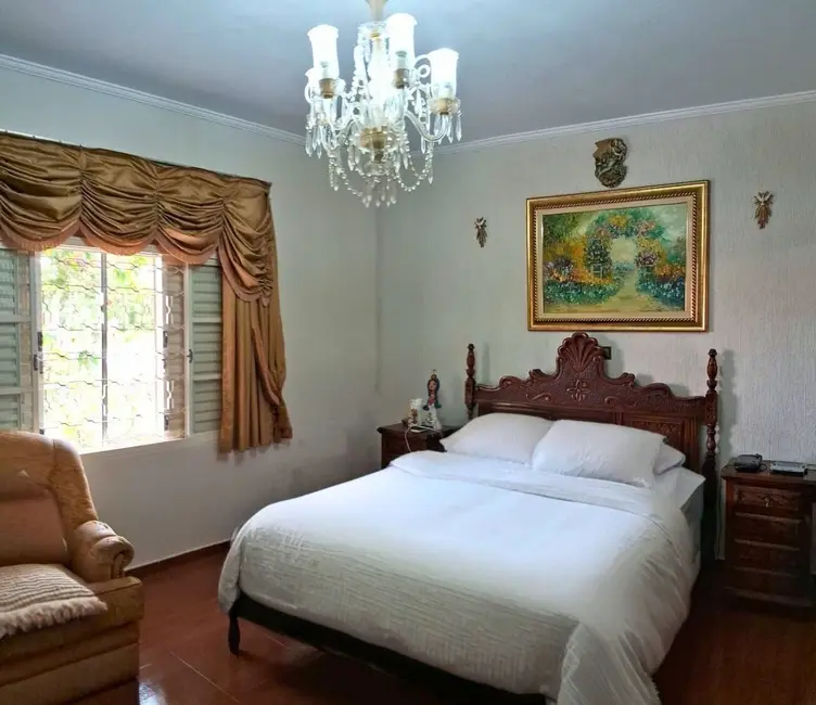 Foto 4 de Casa com 4 quartos à venda, 1032m2 em Sao Pedro - SP