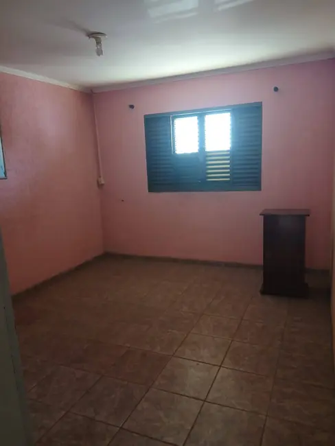 Foto 3 de Casa com 3 quartos à venda, 250m2 em Sao Pedro - SP