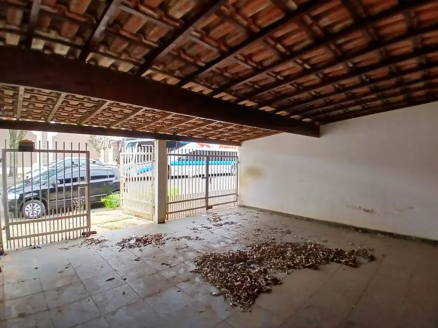 Foto 2 de Casa com 2 quartos à venda, 150m2 em Sao Pedro - SP