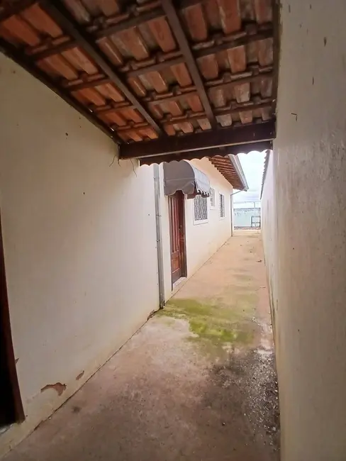 Foto 9 de Casa com 2 quartos à venda, 150m2 em Sao Pedro - SP