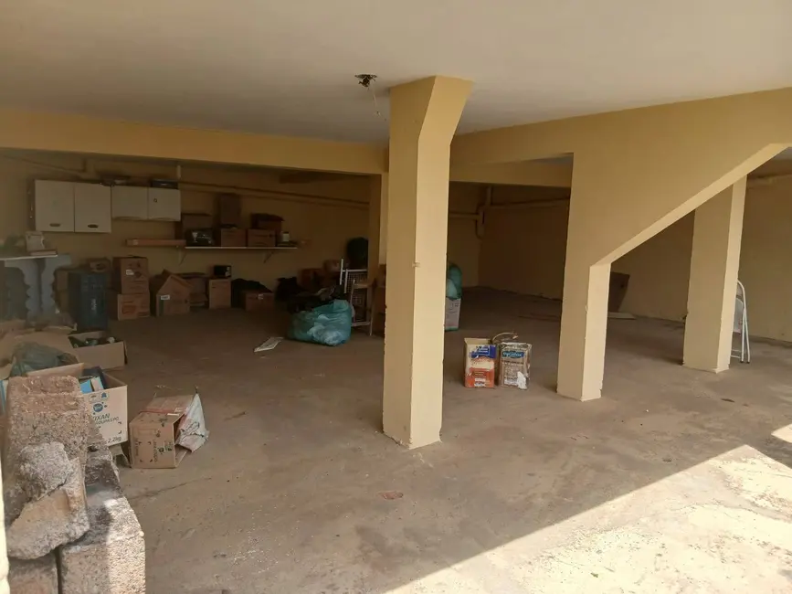 Foto 2 de Casa com 3 quartos à venda, 330m2 em Sao Pedro - SP