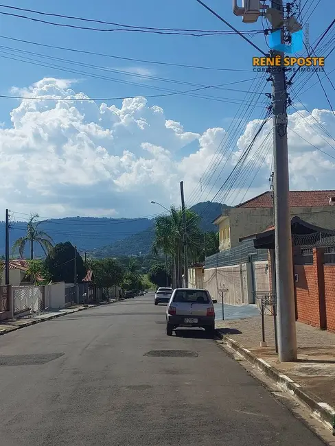 Foto 3 de Casa com 2 quartos à venda, 330m2 em Sao Pedro - SP