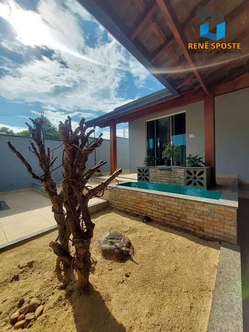 Foto 2 de Casa com 3 quartos à venda, 273m2 em Aguas De Sao Pedro - SP