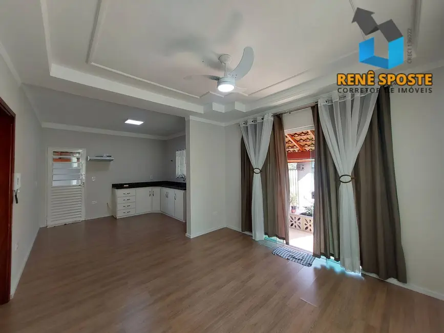 Foto 4 de Casa com 3 quartos à venda, 273m2 em Aguas De Sao Pedro - SP