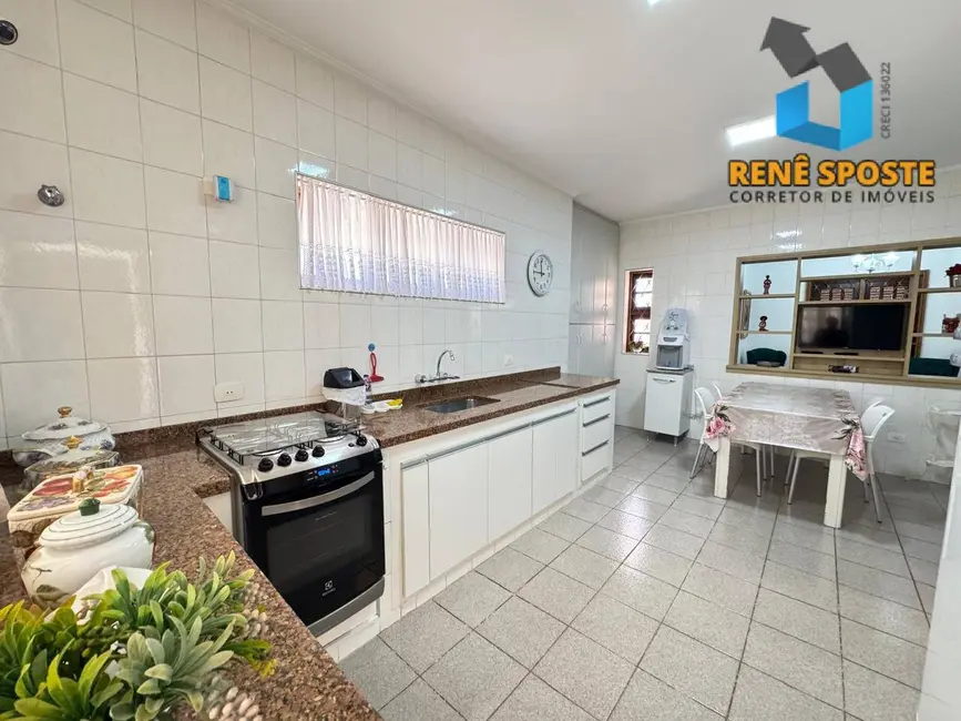 Foto 5 de Casa com 3 quartos à venda, 320m2 em Centro, Aguas De Sao Pedro - SP