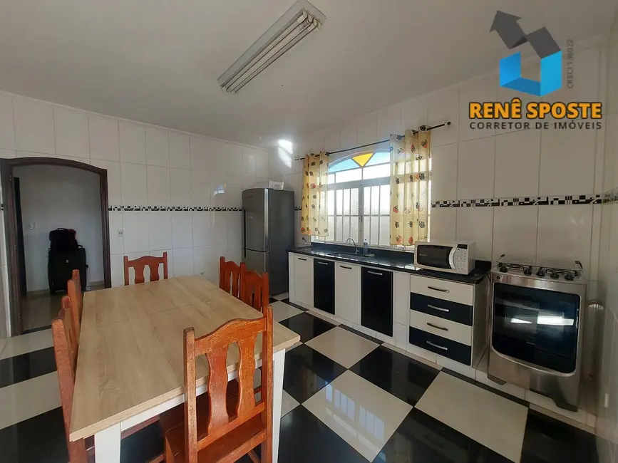 Foto 5 de Casa com 4 quartos à venda em Sao Pedro - SP
