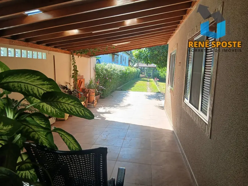 Foto 2 de Chácara com 3 quartos à venda, 1040m2 em Sao Pedro - SP
