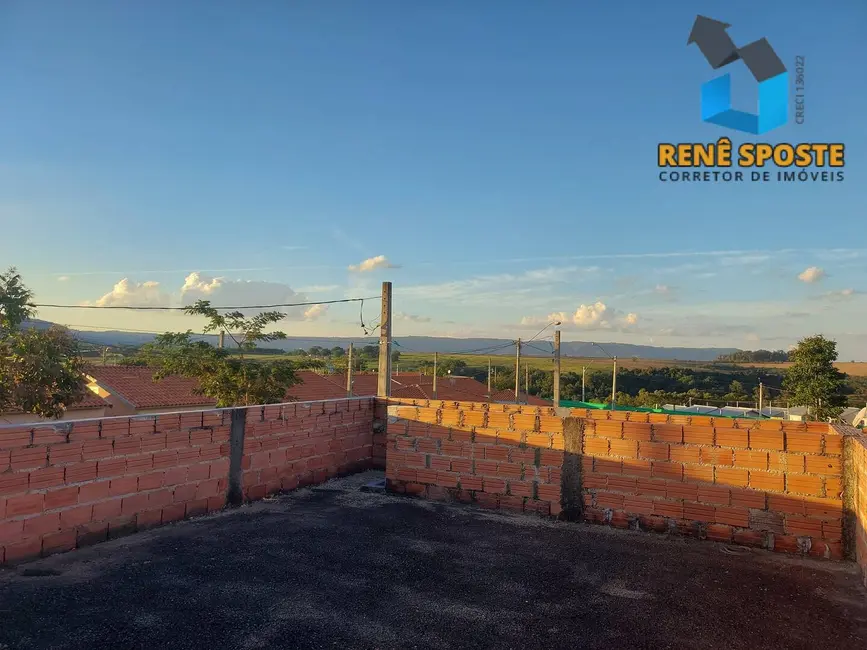 Foto 2 de Casa com 2 quartos para alugar, 160m2 em Sao Pedro - SP