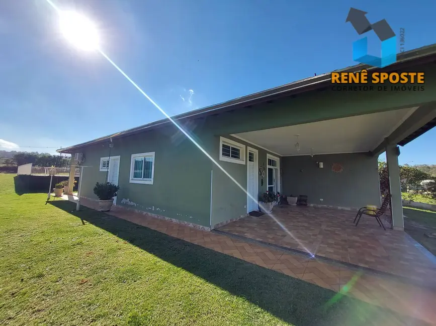 Foto 2 de Casa com 3 quartos à venda, 1000m2 em Sao Pedro - SP