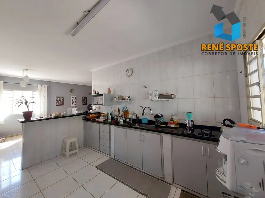 Foto 4 de Casa com 4 quartos à venda, 1000m2 em Sao Pedro - SP