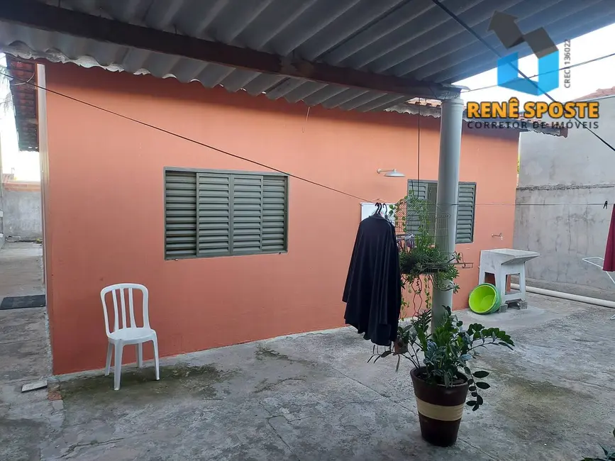 Foto 2 de Casa com 2 quartos à venda, 250m2 em Sao Pedro - SP