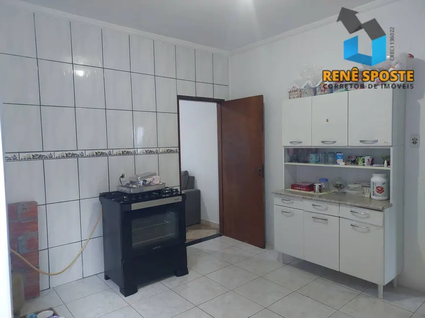 Foto 9 de Casa com 2 quartos à venda, 250m2 em Sao Pedro - SP