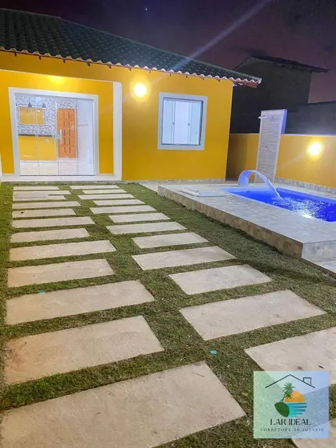 Foto 2 de Casa com 2 quartos à venda, 128m2 em Cabo Frio - RJ