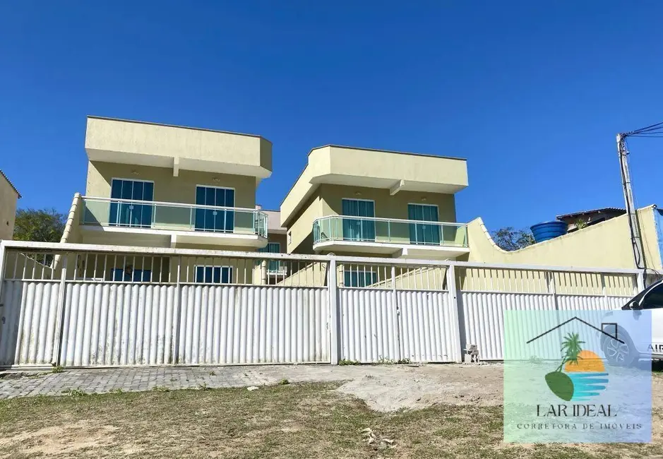 Foto 2 de Casa com 2 quartos à venda, 150m2 em Cabo Frio - RJ