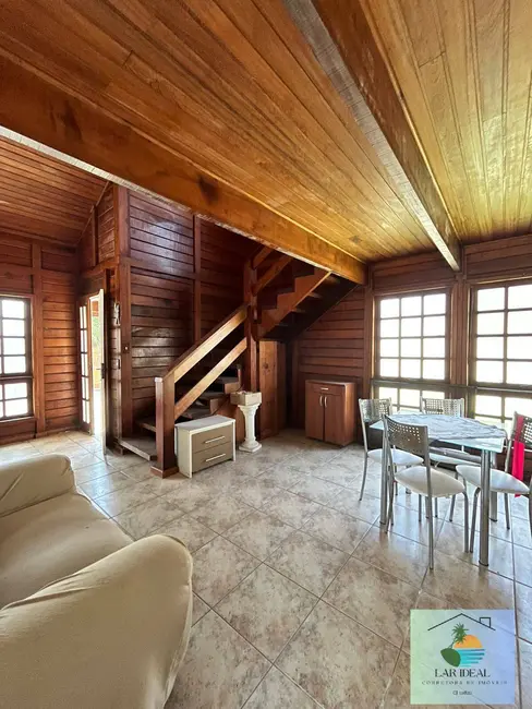 Foto 5 de Casa com 2 quartos à venda, 315m2 em Araruama - RJ