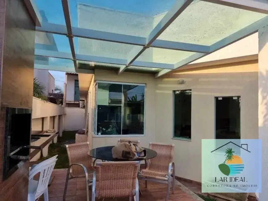 Foto 3 de Casa com 3 quartos à venda, 200m2 em Arraial Do Cabo - RJ