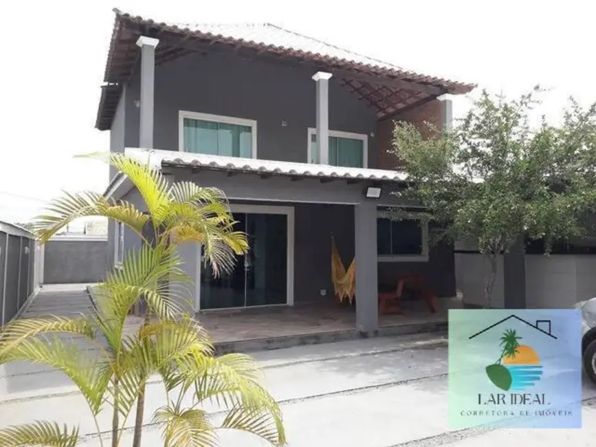 Foto 1 de Casa com 2 quartos à venda, 360m2 em Araruama - RJ