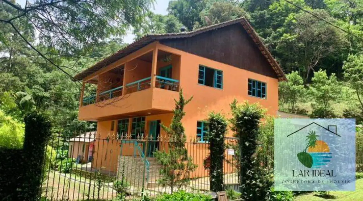 Foto 1 de Casa com 4 quartos à venda, 1200m2 em Nova Friburgo - RJ