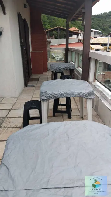 Foto 2 de Casa com 3 quartos à venda em Arraial Do Cabo - RJ