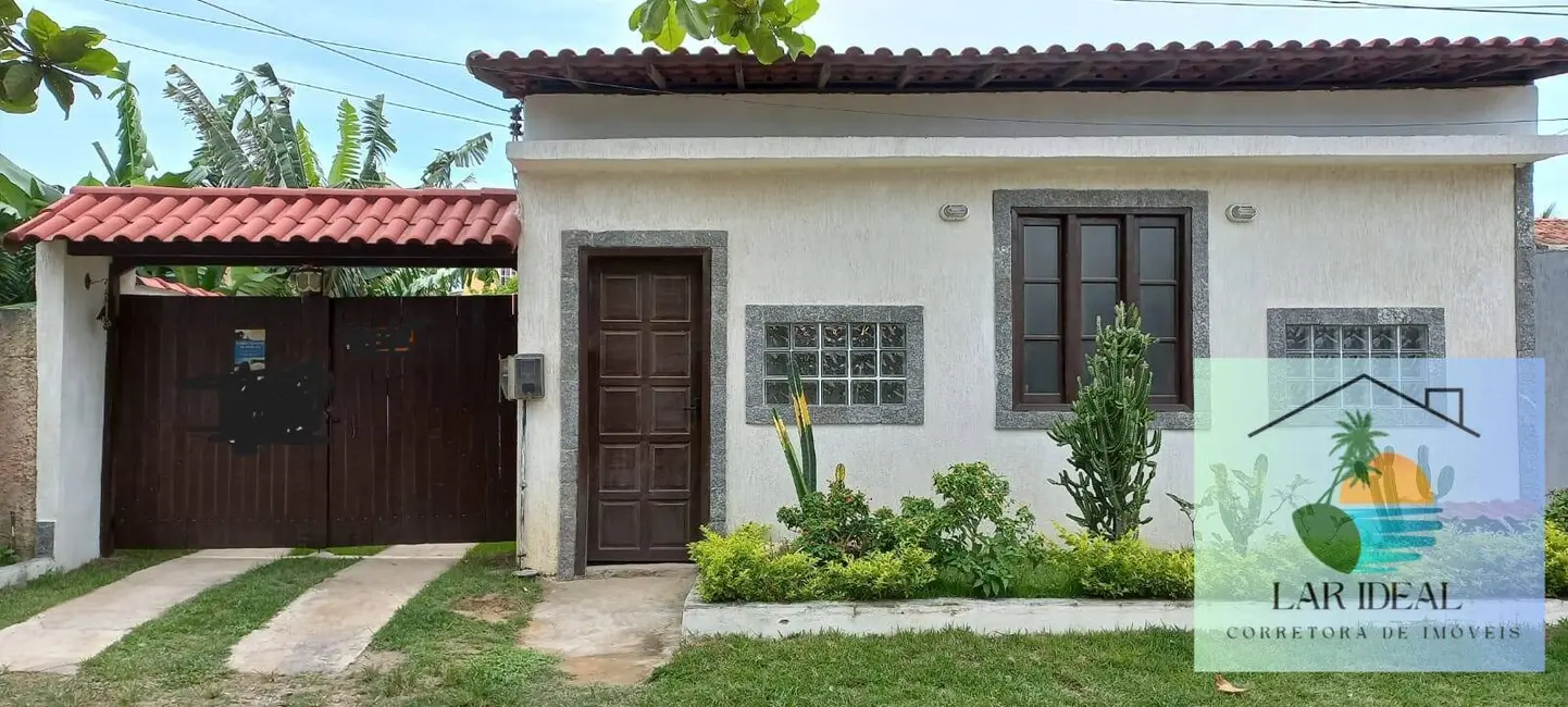 Foto 2 de Casa com 3 quartos à venda, 200m2 em Arraial Do Cabo - RJ