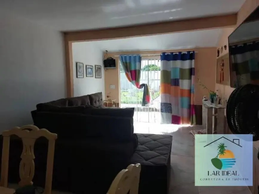 Foto 6 de Casa com 2 quartos à venda em Araruama - RJ