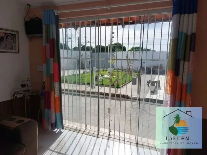 Foto 4 de Casa com 2 quartos à venda em Araruama - RJ