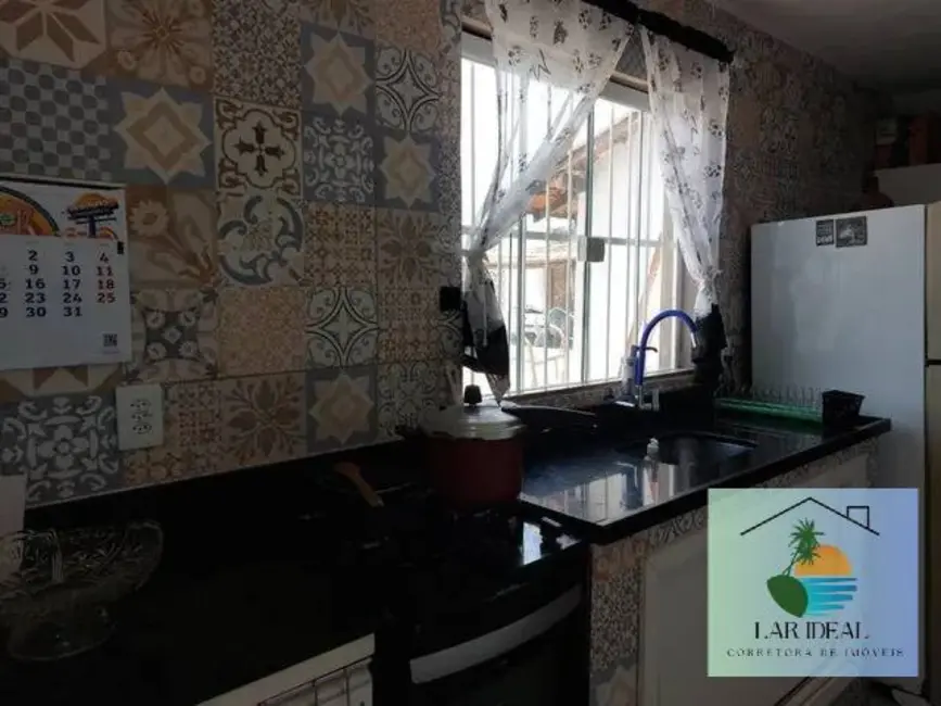 Foto 8 de Casa com 2 quartos à venda em Araruama - RJ