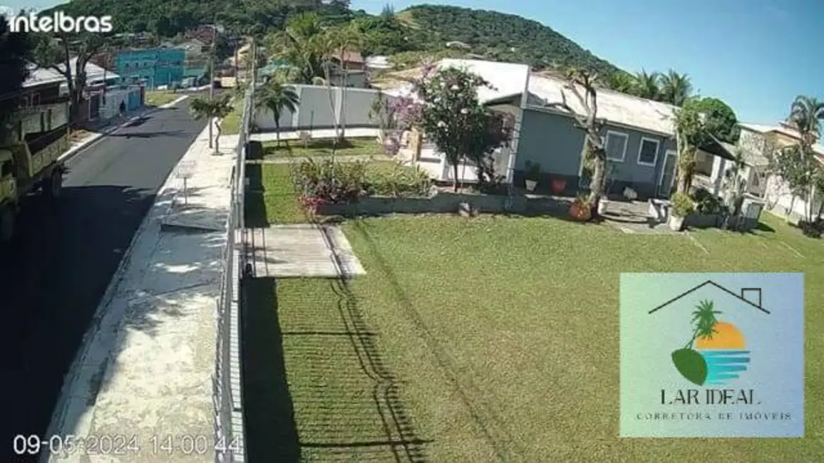 Foto 4 de Casa com 5 quartos à venda, 1200m2 em Araruama - RJ