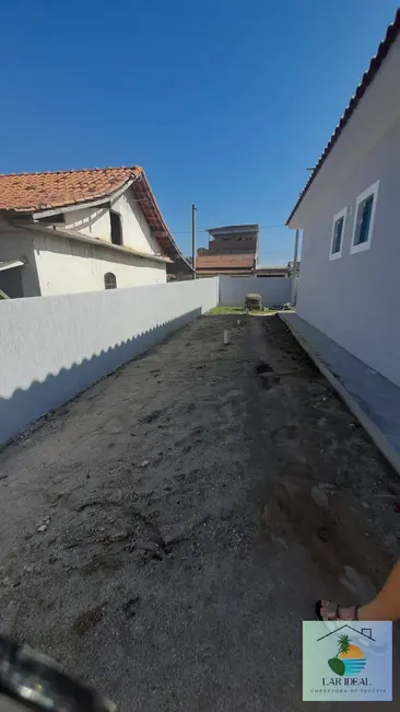 Foto 3 de Casa com 3 quartos à venda, 515m2 em Araruama - RJ