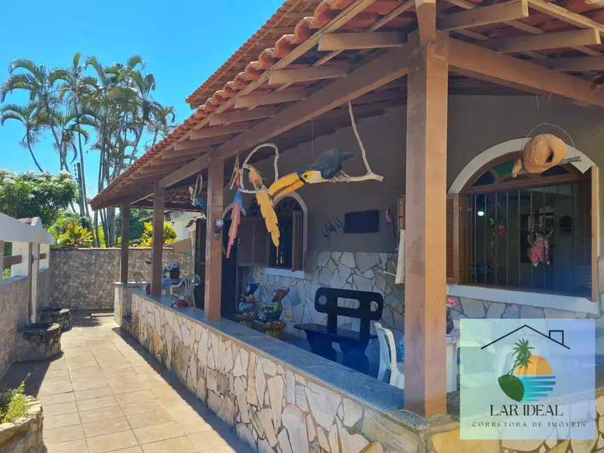 Foto 7 de Casa com 7 quartos à venda em Araruama - RJ