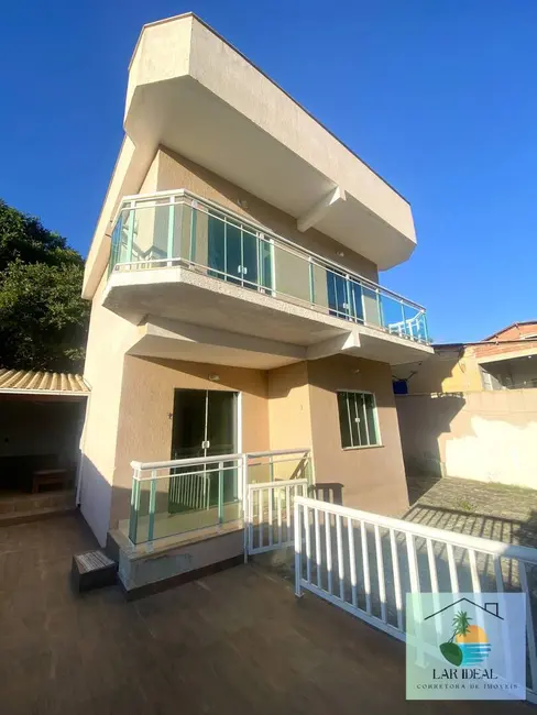 Casa com 2 quartos à venda em Cabo Frio - RJ - imagem 3 Foto 3 de Casa com 2 quartos à venda em Cabo Frio - RJ