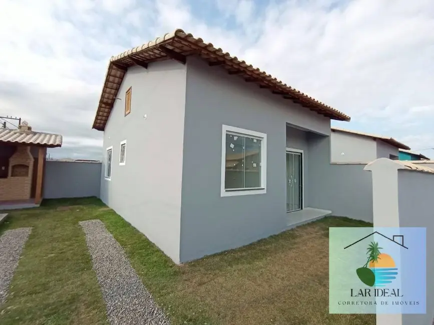 Foto 2 de Casa com 2 quartos à venda, 152m2 em Nova Califórnia (Tamoios), Cabo Frio - RJ